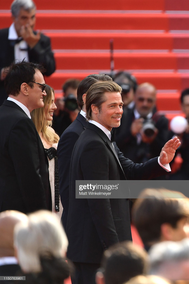 Toàn bộ hình ảnh Brad Pitt và Leonardo DiCaprio trên thảm đỏ Cannes: Thời gian dẫu lấy đi sự trẻ trung phơi phới nhưng vẫn giữ lại hai gã lãng tử bậc nhất Hollywood - Ảnh 7.