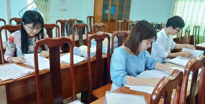 Một lớp có 42/43 học sinh giỏi: Những người trong cuộc nói gì? - Ảnh 2.