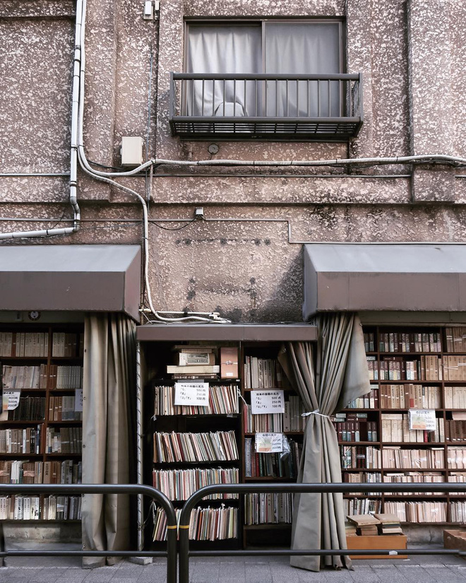 Ít ai biết giữa lòng Tokyo hoa lệ vẫn có một thư viện kiểu một nghìn chín trăm hồi đó đẹp như phim điện ảnh  - Ảnh 11.