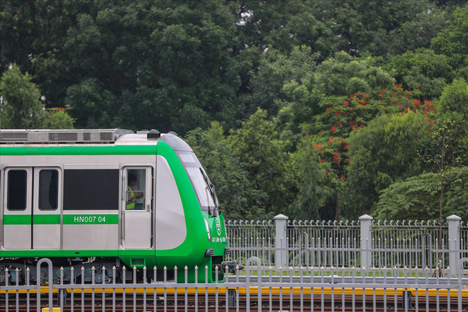 Tàu Cát Linh - Hà Đông: Sáng nay 600 nhân sự lần cuối sát hạch vận hành - Ảnh 2.