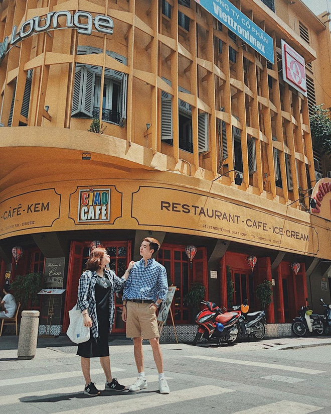Sống ở Sài Gòn qua bao nồi bánh chưng, bạn đã check-in 5 background quán cafe sống ảo đình đám này chưa? - Ảnh 2.