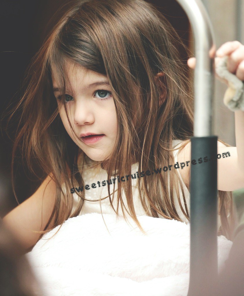 Hành trình nhan sắc 2 công chúa nhà sao hot nhất Hollywood: Harper Beckham xinh ra, Suri Cruise ngày càng bị dìm - Ảnh 22.