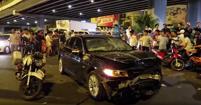 Nữ tài xế lái xe BMW gây tai nạn ở Hàng Xanh tiều tụy, nghẹn ngào khóc tại phiên xử - Ảnh 3.