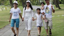 Chuyện những người mẹ ở Hà Nội lo con đi học lớp 10 xa nhà hơn chục km: Người lớn mang cái quyền làm mẹ áp đặt con nhiều quá