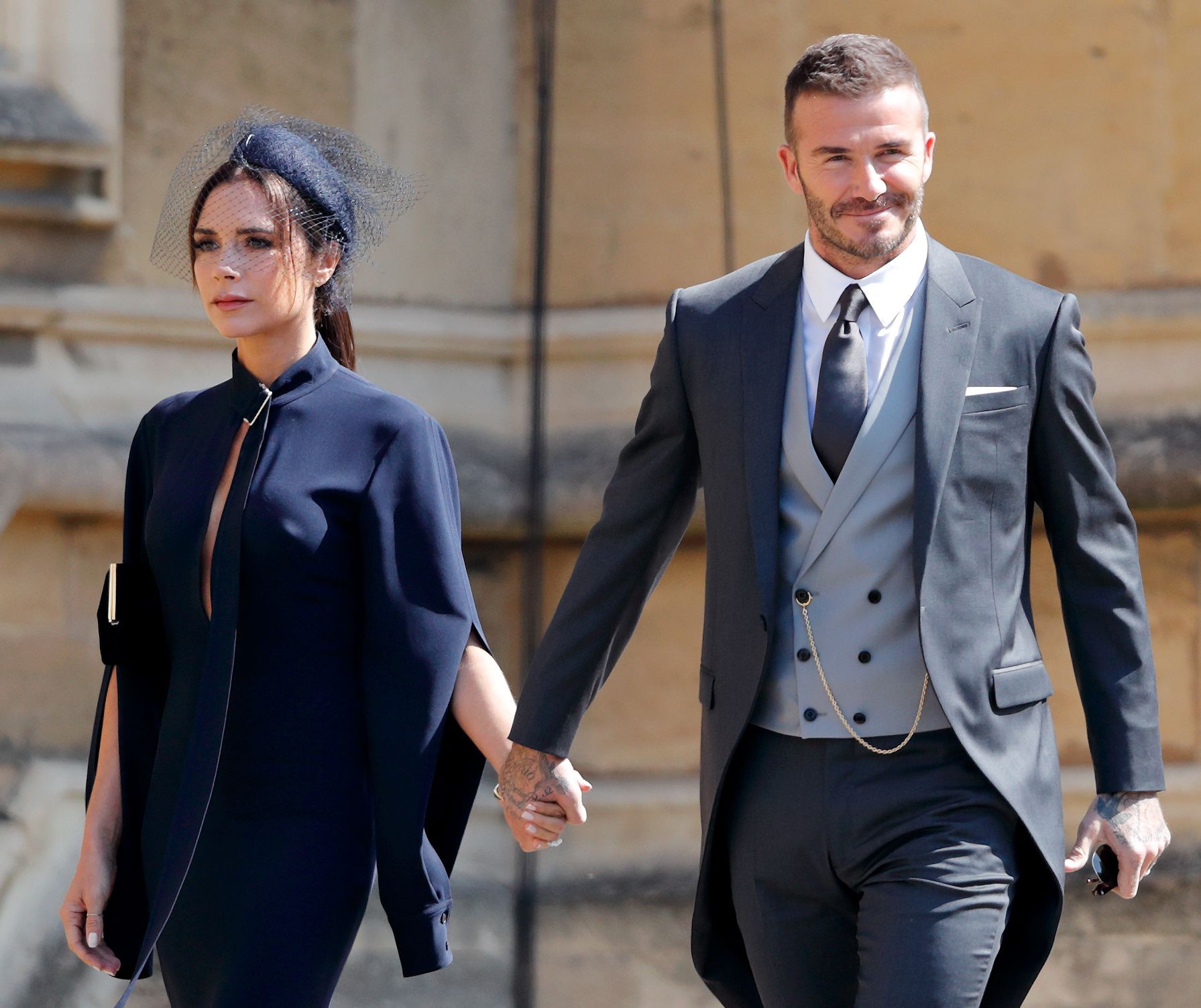 Mặc tin đồn ly dị đến vụng trộm, Beckham vẫn khiến cả thế giới ghen tỵ vì ưu ái vợ cử chỉ đặc biệt này suốt 20 năm - Ảnh 6.