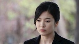 Song Hye Kyo nói trong nước mắt: 'Tôi sẽ không bao giờ ngừng yêu anh ấy, nhưng tôi không có lựa chọn nào khác'?