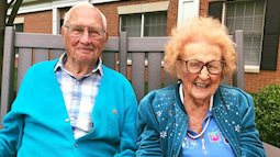 Sống thảnh thơi tình yêu sẽ tới: Qua 2 lần đò, cặp đôi trăm tuổi vẫn đến với nhau trong sự chúc phúc của người dùng mạng
