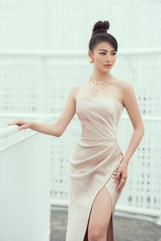 Hoa hậu Phương Khánh trong vai trò mới. 