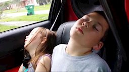 Vụ bé 6 tuổi tử vong nghi do bị trường bỏ quên trên ô tô: Vì sao trẻ có nguy cơ chết ngạt rất cao khi ở trong xe ô tô và cách phòng tránh