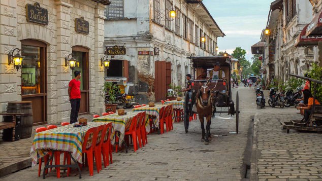 HOT: Hội An lại được CNN vinh danh khi đứng đầu trong top 14 thành phố đẹp nhất châu Á - Ảnh 10. HOT: Hội An lại được CNN vinh danh khi đứng đầu trong top 14 thành phố đẹp nhất châu Á - Ảnh 10.