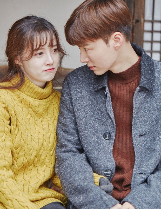 SỐC: Goo Hye Sun tuyên bố Ahn Jae Hyun ngoại tình với nữ diễn viên đóng chung, còn dan díu trong nhà tân hôn - Ảnh 1.