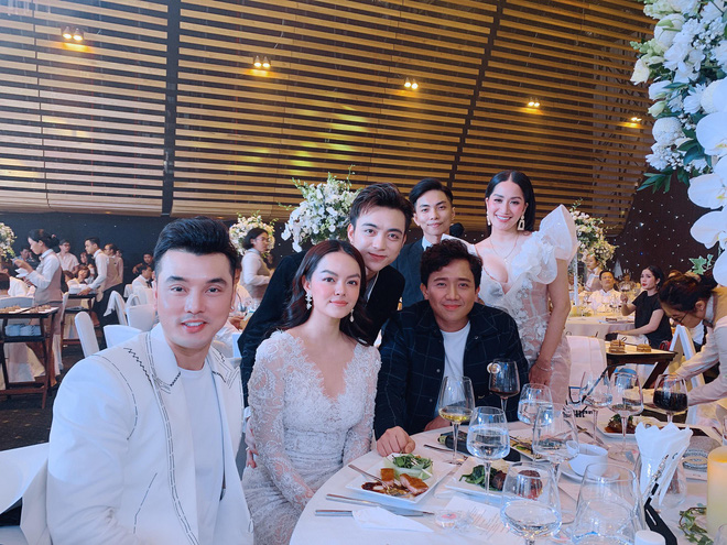 Dàn sao Việt khủng góp mặt trong đám cưới ái nữ đại gia nghìn tỷ Minh Nhựa: Trấn Thành, vợ chồng Khánh Thi, Soobin đổ bộ - Ảnh 5.