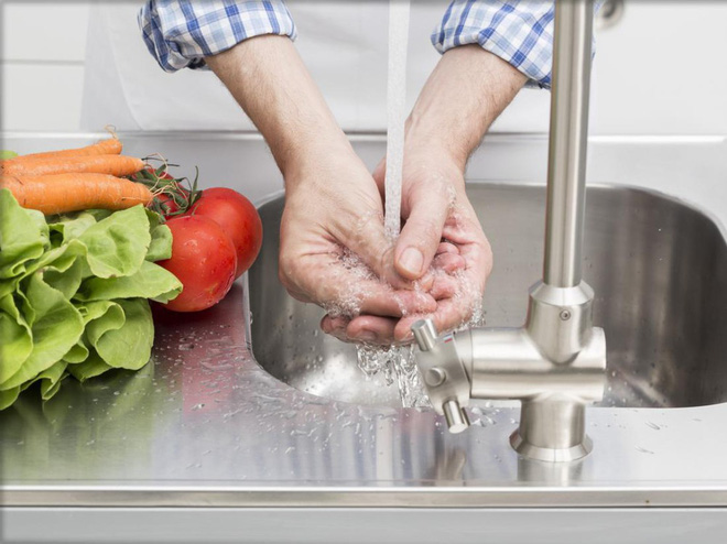 Những thói quen xấu thường thấy trong nhà bếp nếu không sửa ngay sẽ gây hại sức khỏe nghiêm trọng - Ảnh 5.