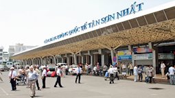 Phát hiện hành khách nghi ngáo đá trốn trong nhà vệ sinh sân bay Tân Sơn Nhất