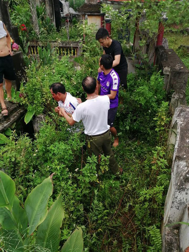 Gã đàn ông nghi bắt cóc bé gái ở Hà Nội đã vào nhà lục tài sản trước khi bị bắt, từng có 3 tiền án - Ảnh 1.