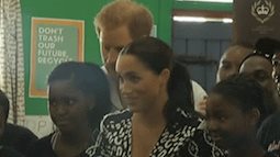 Hoàng tử Harry trải chăn cho vợ ngồi, âu yếm vuốt tóc Meghan Markle cùng một loạt hành động "ngôn tình" khác khiến chị em phát sốt