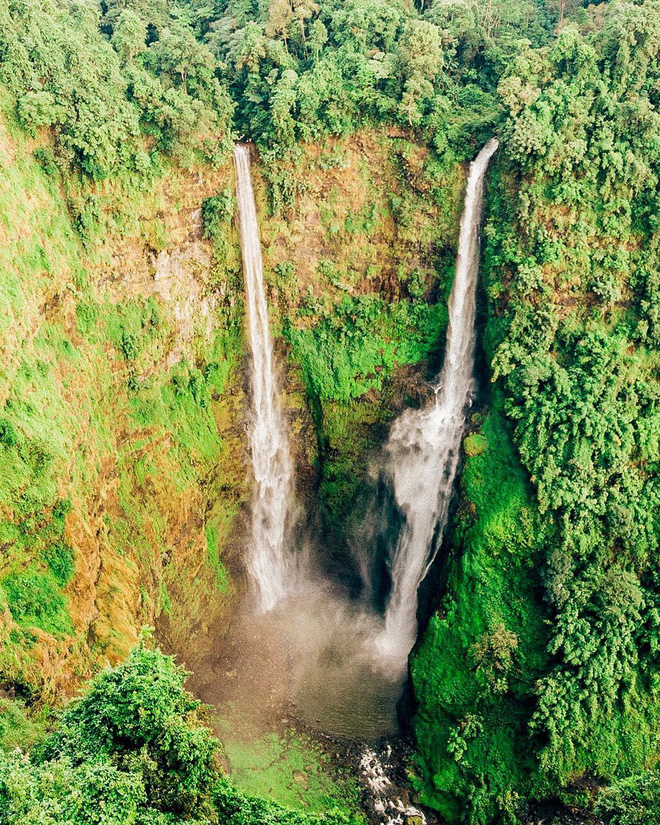 Muốn thử cảm giác mạnh ở Lào, đu đưa ngay trên võng và uống cafe giữa thác nước cao 140m này đi! - Ảnh 2.