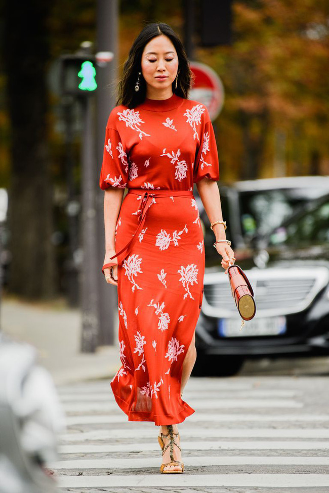Ngắm street style tại Tuần lễ thời trang Paris, nàng công sở cũng rút ra được vô số tips mix đồ cho mùa mới  - Ảnh 5.