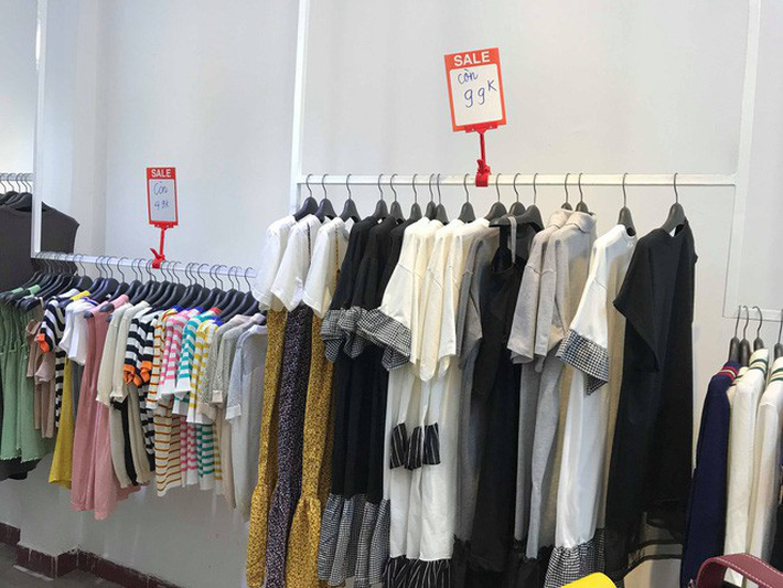  Sự thật về việc giảm giá lên đến 70% tại các cửa hàng thời trang - Ảnh 5.