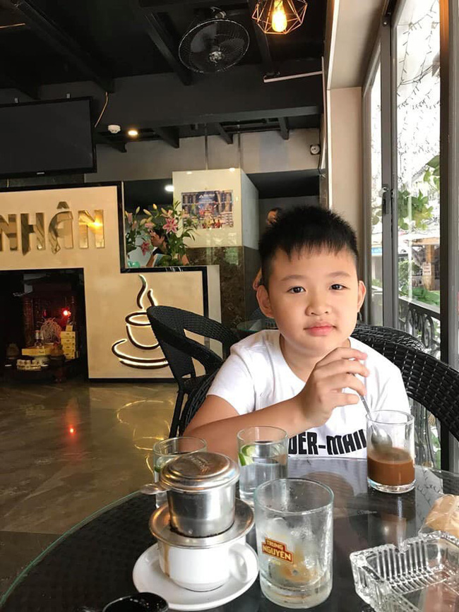 Thanh Vân Hugo viết tâm thư mừng sinh nhật con trai, tiết lộ giây phút một mình ở cùng con 10 năm về trước - Ảnh 2.