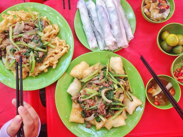 Nói tiếng Việt có thể đôi khi chưa rõ nhưng Hari Won lại rất am hiểu ẩm thực Việt, từ ngày cưới Trấn Thành còn thường xuyên đi review ăn uống như ai - Ảnh 11.