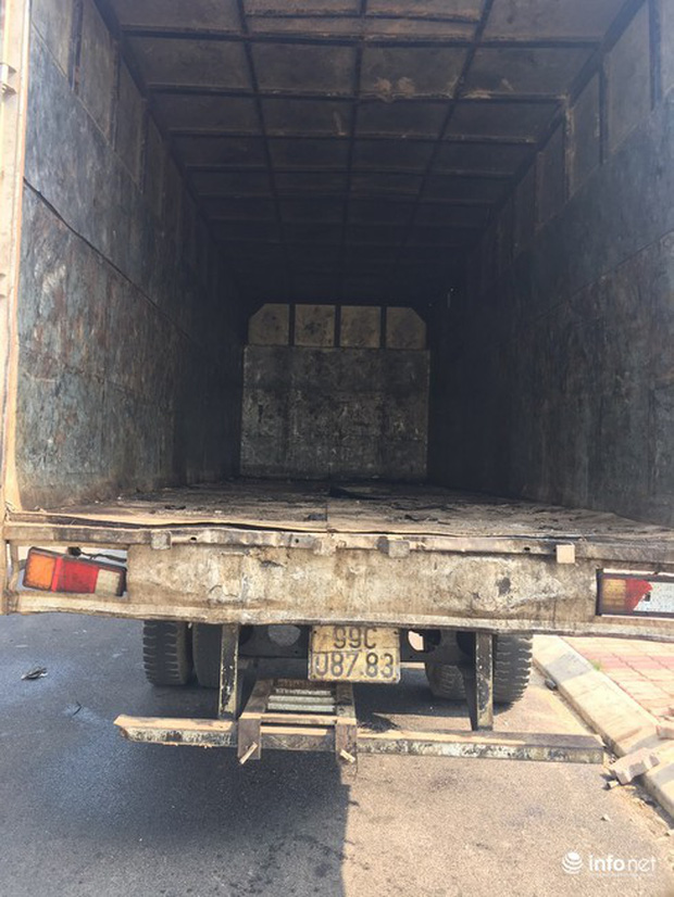 Vụ đổ dầu thải tại Nhà máy nước sông Đà: Hé lộ một chiếc ôtô con dẫn đường cho xe tải - Ảnh 8.