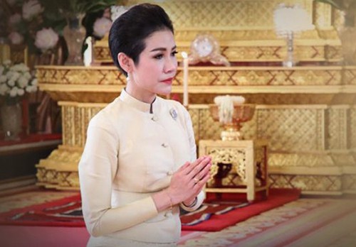 Hồng nhan bạc phận: Vẻ đẹp nao lòng của Hoàng quý phi Thái Lan mới bị phế truất - Ảnh 11.