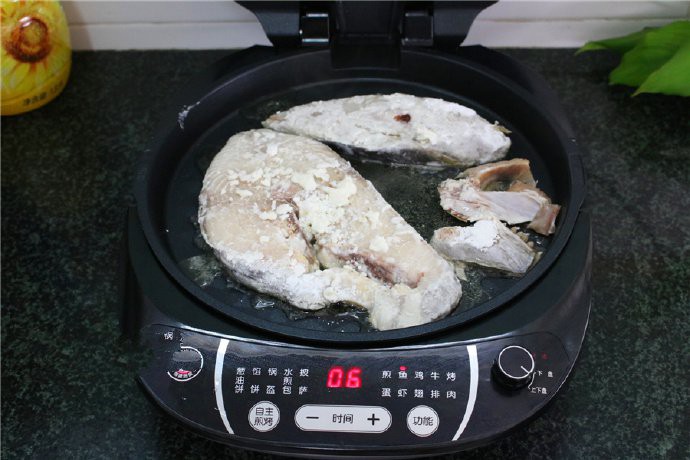 Bạn đã biết cách làm món cá chiên giòn thật ngon chưa? Nếu chưa thì hãy thử ngay công thức này - Ảnh 4.