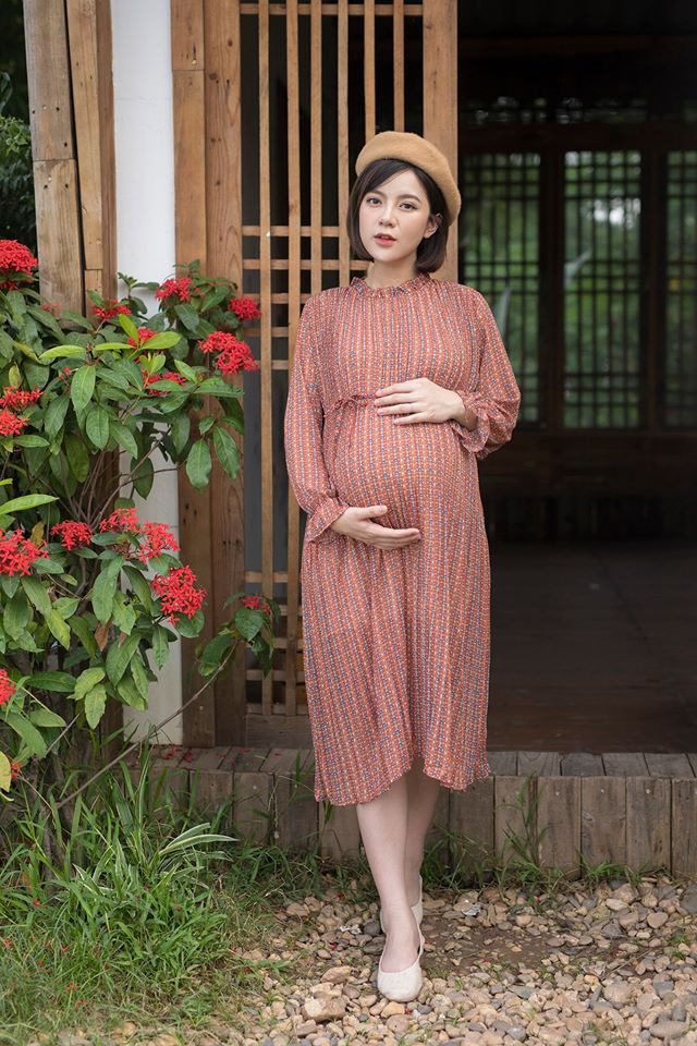 “Hot girl MU” Tú Linh vừa sinh bé trai thứ 2 đúng ngày mồng 1 âm lịch, tiết lộ bí quyết “hít không khí mà con nặng 3,9kg” - Ảnh 5.