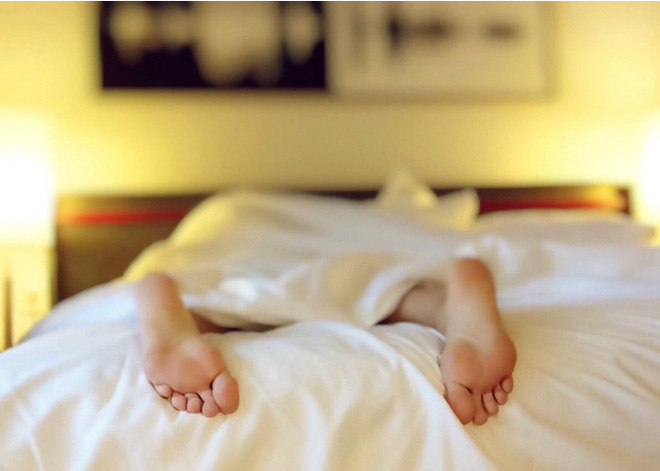 5 bí kíp giúp bạn nằm ngủ cũng có thể giảm béo bụng - Ảnh 2.