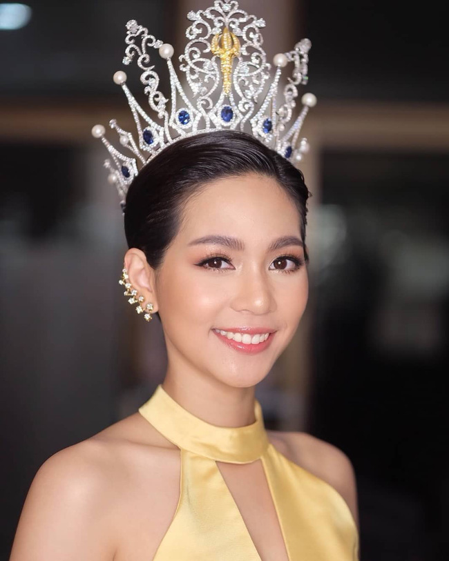 Chiêm ngưỡng nhan sắc Tân Hoa hậu Quốc tế 2019, người đẹp Thái Lan đầu tiên đăng quang đầy thuyết phục với nhan sắc và học vấn 
