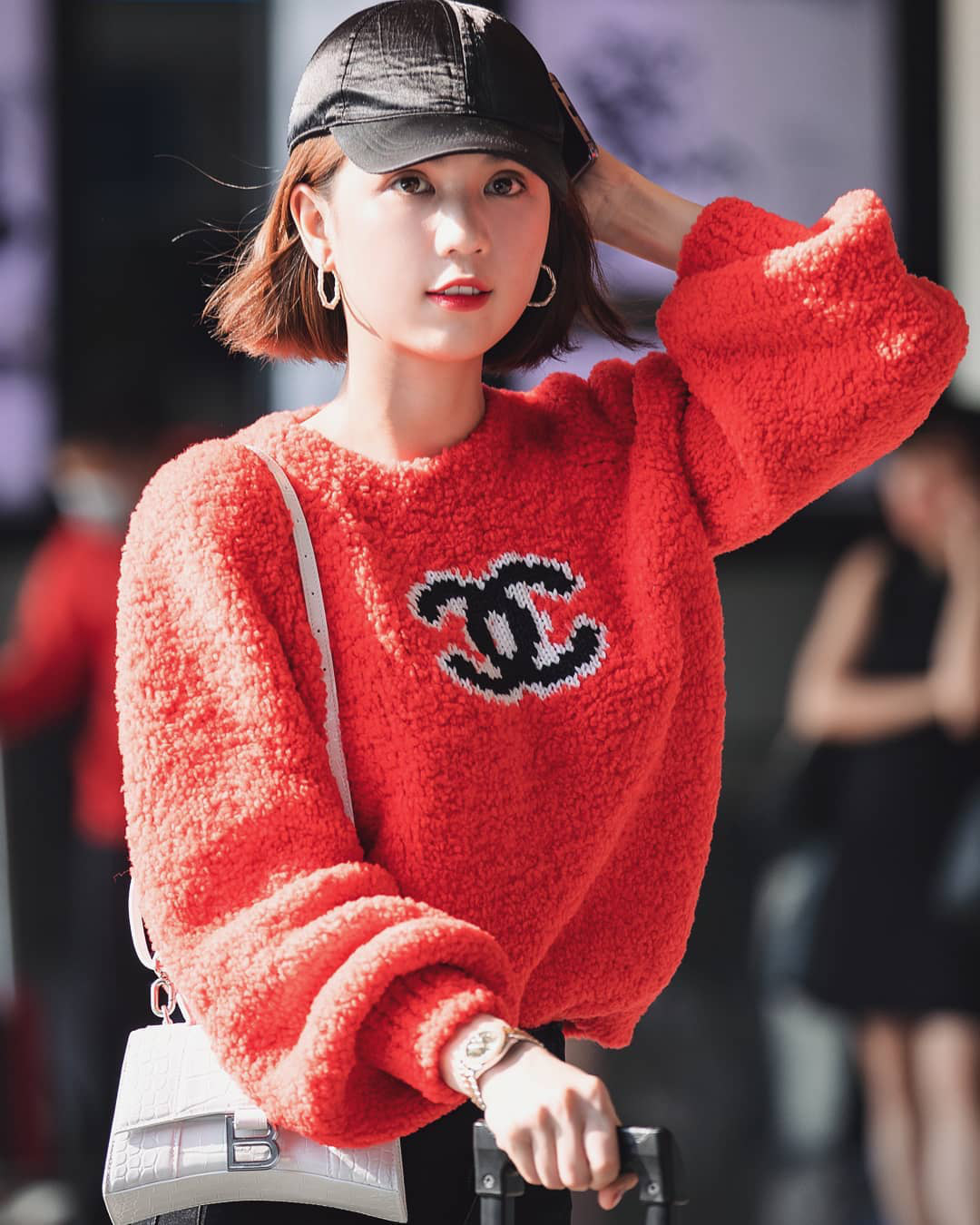 Chanel có phân biệt đối xử Jennie BLACKPINK và Minji NewJeans  Giải  Trí