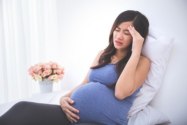 3 dấu hiệu chứng tỏ thai nhi phát triển không bình thường mà mẹ bầu cần lưu ý - Ảnh 1.