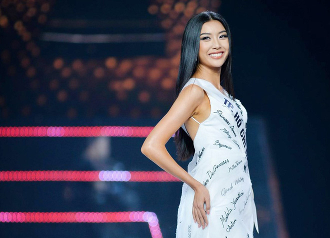 Thúy Vân chia sẻ sau sự cố lộ vùng nhạy cảm trong đêm thi bán kết Hoa hậu Hoàn vũ Việt Nam 2019 - Ảnh 2.