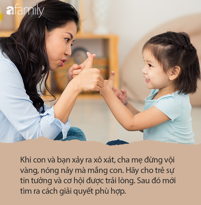 Cháu trai đã làm vỡ kính của bạn cùng lớp và bị yêu cầu bồi thường, bà nội có cách hành xử đến giáo viên cũng sửng sốt - Ảnh 3.