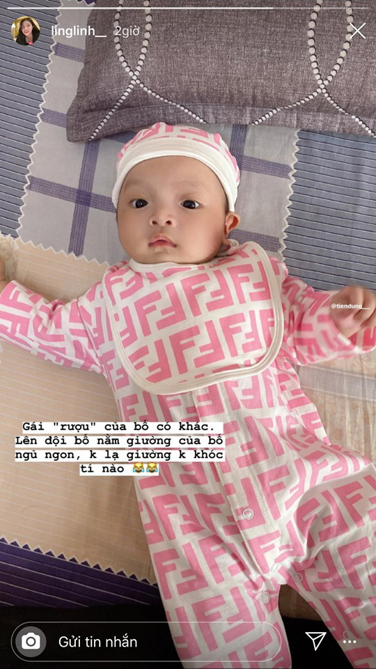 Rich kid mới nổi gọi tên con gái Bùi Tiến Dũng - Khánh Linh: Mới 2 tháng tuổi đã được phủ hàng hiệu từ đầu tới chân - Ảnh 3.