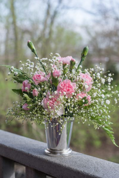 Vừa dễ cắm lại vừa đẹp, hoa cẩm chướng chính là loại hoa không thể thiếu trong ngày Tết - Ảnh 35.