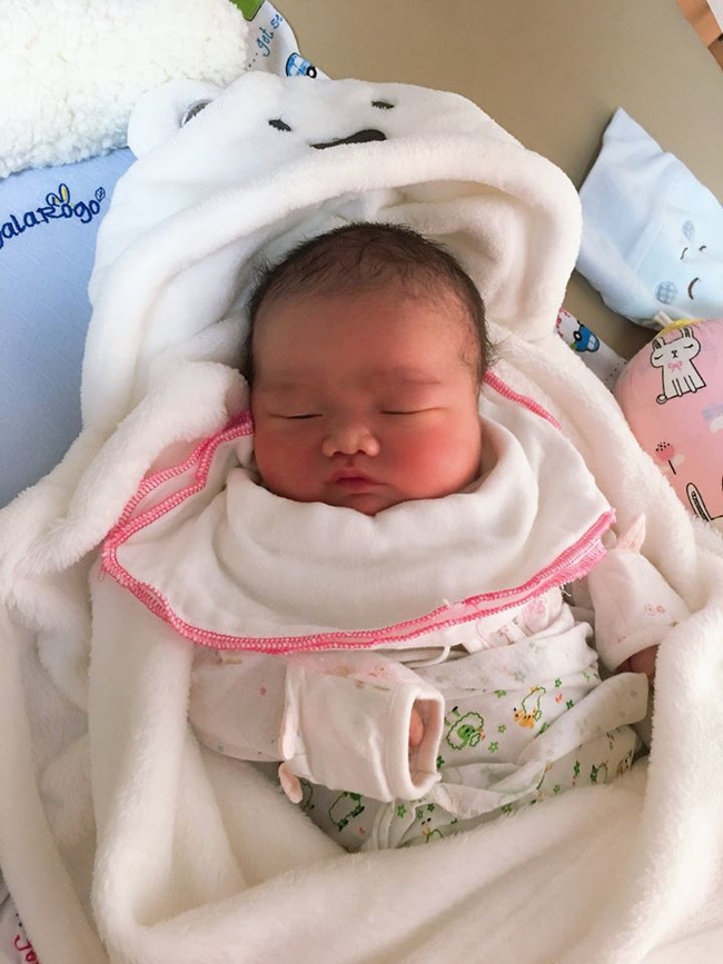 Bé trai sơ sinh nặng 5,1kg chào đời tại Trung tâm Sản Nhi  Phú Thọ  - Ảnh 2.