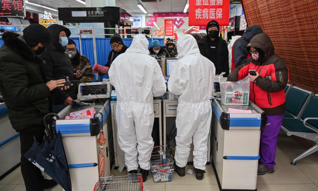 Ca nhiễm virus corona đầu tiên không hề liên quan đến chợ hải sản Vũ Hán, các nhà khoa học Trung Quốc tiết lộ đáng sợ về rủi ro lây nhiễm của loại virus này - Ảnh 3.