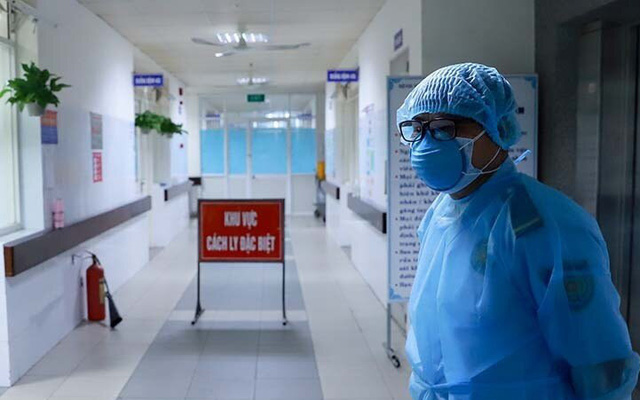 Công bố ca bệnh dương tính với virus nCoV thứ 15 tại Việt Nam: Là cháu bé 3 tháng tuổi, con của bệnh nhân vừa xuất viện - Ảnh 1.