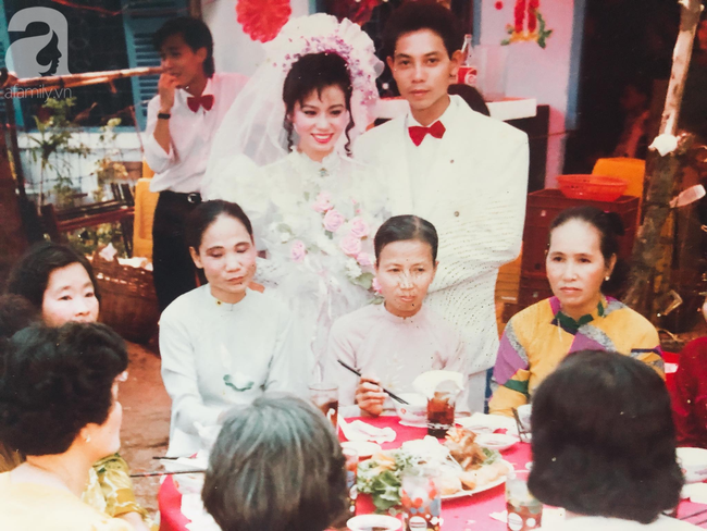 Người đàn ông Hà Nội mê mẩn cô gái Sài Gòn 16 tuổi trong chuyến công tác mà nên vợ nên chồng, 26 năm bên nhau vẫn hạnh phúc nhờ bí quyết: 