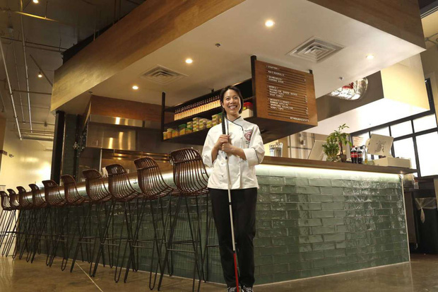 Nhà hàng ở Mỹ của Vua đầu bếp Christine Hà bị một đầu bếp Việt đăng đàn chê thẳng thừng: phục vụ cẩu thả, “nhớp nháp”, hương vị thì dở tệ - Ảnh 1.