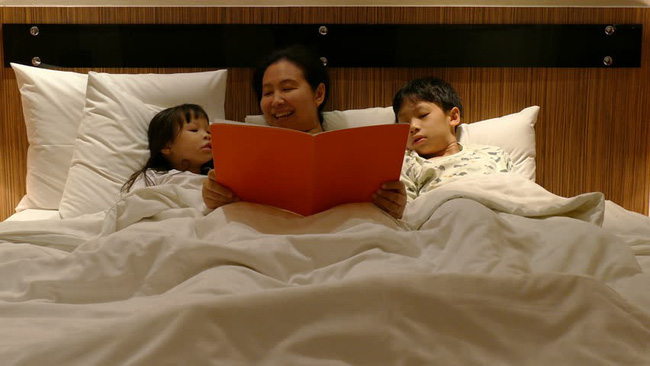 Những lợi ích không ngờ tới khi cho con ngủ chung giường với bố mẹ - Ảnh 3.