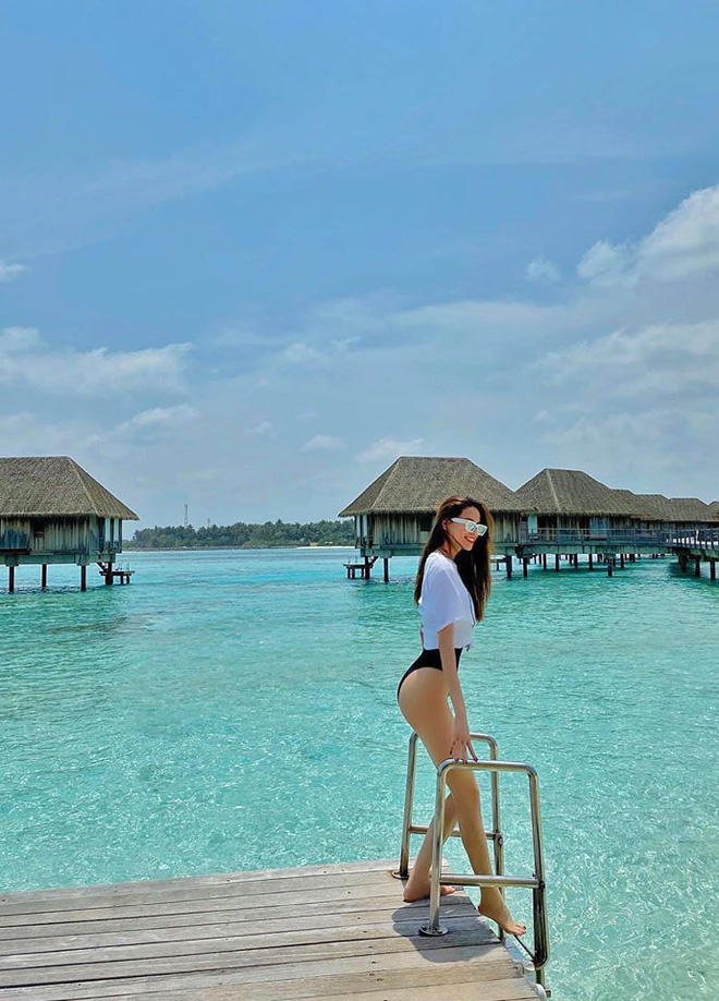 Hồ Ngọc Hà mặc bikini nóng bỏng tại Maldives: Xin được gầy để khỏi hấp dẫn ai - Ảnh 2.