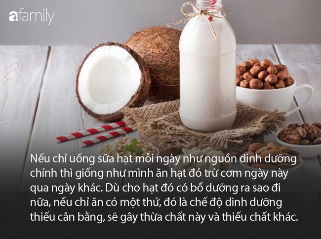 Các mẹ Việt đua nhau cho con uống sữa hạt, bác sĩ nói 