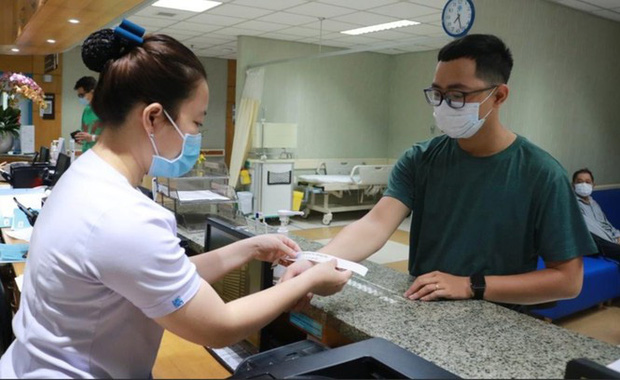TPHCM: Người dân phải khai báo y tế khi đến bệnh viện - Ảnh 3. TPHCM: Người dân phải khai báo y tế khi đến bệnh viện - Ảnh 3.