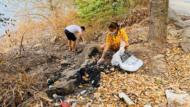 Phi Nhung lo lắng sau 2 tháng không gặp con, Võ Hoàng Yến đi nhặt rác trong khu cách ly - Ảnh 7.