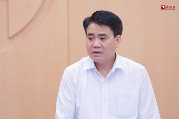 Chủ tịch Hà Nội: Ổ dịch BV Bạch Mai hết sức phức tạp, trên 10 ca dương tính với Covid-19 đang chờ bộ Y tế công bố - Ảnh 1.