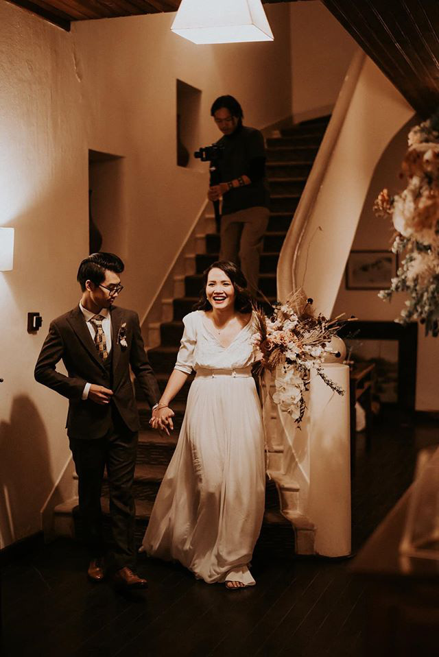 Đám cưới đặc biệt như phim của cô dâu nhà nghề ở Đà Lạt: Chỉ có 50 khách mời, không chụp trước hình cưới và thật nhiều nước mắt - Ảnh 11.