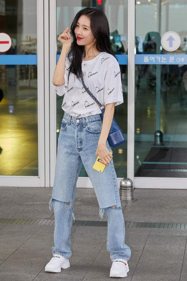 Vẫn là quần jeans nhưng qua tay các idol Kpop lại cực chanh sả, hack chân điệu nghệ: Chị em có thể ứng dụng từ loạt street style này - Ảnh 9.